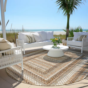HomeRoots 5' Geometric Chocolate and Beige Area Rug - Stylish, Washable Design for Indoor and Outdoor Spaces 8' Round 628964