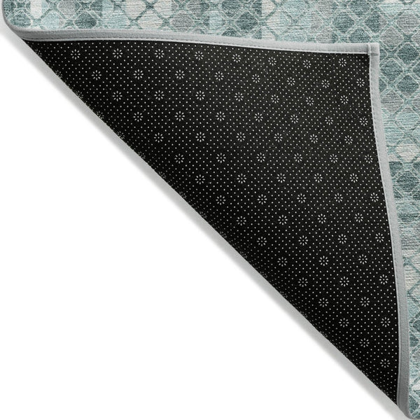HomeRoots 5' Contemporary Teal Blue and Ivory Geometric Washable Area Rug for Indoor and Outdoor Spaces 8' Round 628982