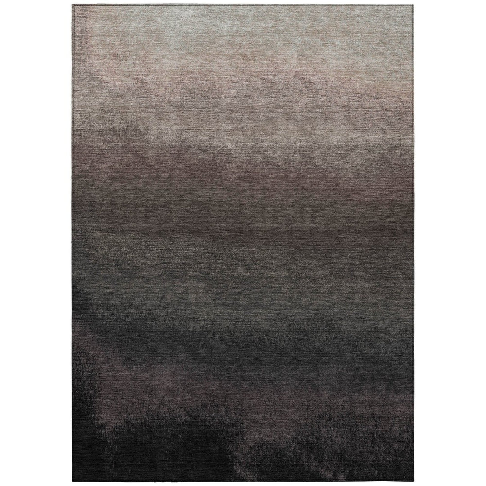 HomeRoots 5' Black and Silver Ombre Indoor Outdoor Area Rug – Stylish, Washable, Durable for High-Traffic Spaces 5' X 8' 628999