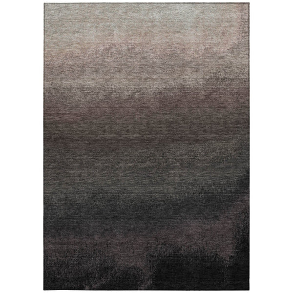 HomeRoots 5' Black and Silver Ombre Indoor Outdoor Area Rug – Stylish, Washable, Durable for High-Traffic Spaces 5' X 8' 628999