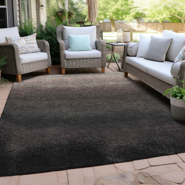 HomeRoots 5' Black and Silver Ombre Indoor Outdoor Area Rug – Stylish, Washable, Durable for High-Traffic Spaces 8' X 10' 629001