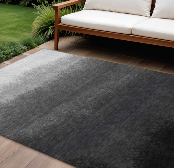 HomeRoots 5' Gray and Silver Ombre Area Rug - Modern, Washable, Stain-Resistant Design for Indoor & Outdoor Use 8' X 10' 629025