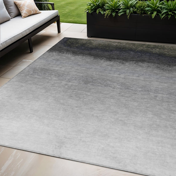 HomeRoots 5' Silver and Black Ombre Area Rug - Stylish, Washable, Durable Design for Indoor and Outdoor Use 5' X 8' 629047