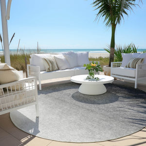 HomeRoots 5' Silver and Black Ombre Area Rug - Stylish, Washable, Durable Design for Indoor and Outdoor Use 8' Round 629048