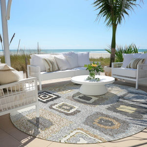 HomeRoots 5' Stylish Gray Charcoal and Beige Geometric Area Rug – Durable, Washable for Indoor & Outdoor Use 8' Round 629090