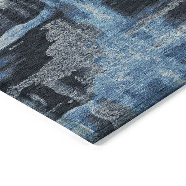 HomeRoots 8' Black And Blue Round Abstract Area Rug – Stylish, Washable, Indoor/Outdoor, Pet-Friendly Design 629139