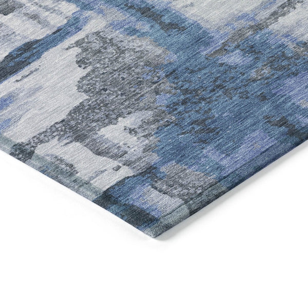 HomeRoots 8' Blue And Gray Round Abstract Rug - Durable, Washable, Stylish for Indoor/Outdoor Spaces 629151