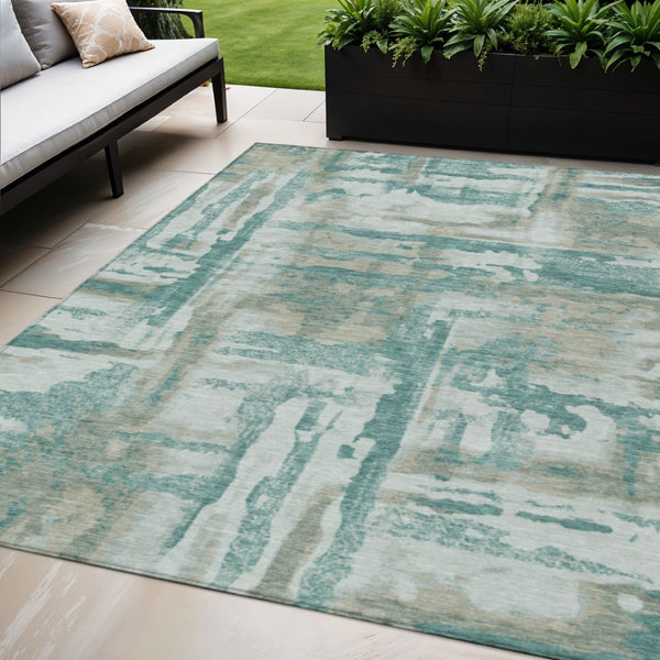 HomeRoots 5' Teal Blue and Ivory Abstract Washable Area Rug - Stylish Indoor/Outdoor Design for High Traffic Spaces 629180