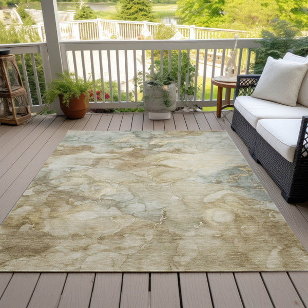 HomeRoots 5' X 8' Beige and Ivory Abstract Area Rug – Washable, Durable, Stylish for Indoor and Outdoor Spaces 629264