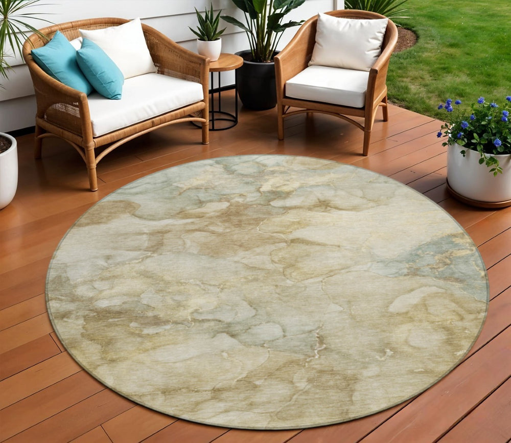 HomeRoots 8' Modern Abstract Beige and Ivory Round Area Rug - Washable, Durable for Indoor/Outdoor Use! 629265