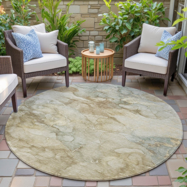 HomeRoots 8' Modern Abstract Beige and Ivory Round Area Rug - Washable, Durable for Indoor/Outdoor Use! 629265