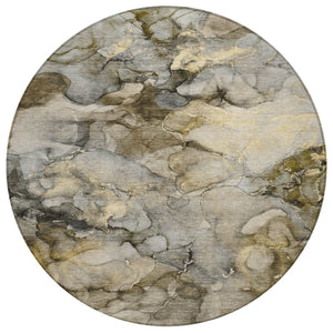 HomeRoots 8' Pewter and Gold Round Abstract Area Rug - Washable, Weather-Resistant, Stylish for Indoor & Outdoor Use 629277