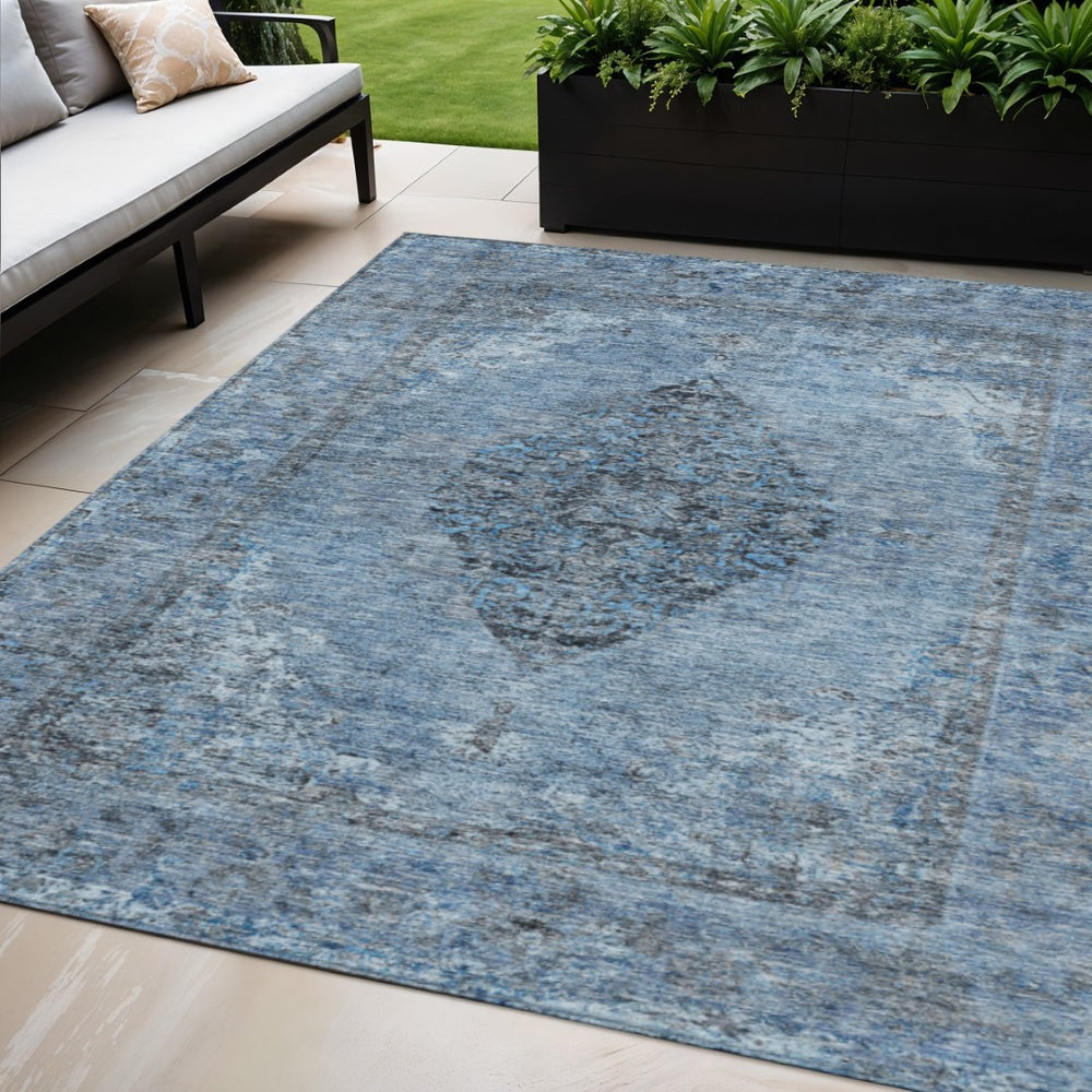 HomeRoots 5' X 8' Denim Blue and Gray Medallion Rug - Durable, Washable, Indoor-Outdoor Area Rug for High-Traffic Use 629354
