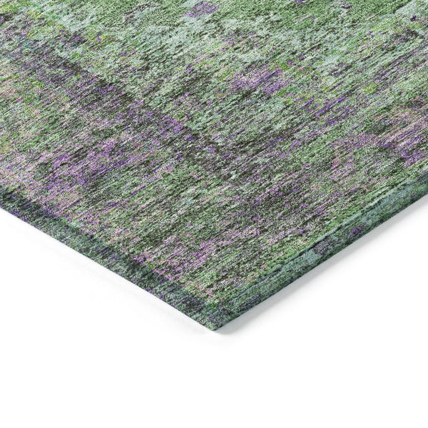 HomeRoots 8' Vibrant Lime Green & Purple Round Medallion Rug - Washable for Indoor & Outdoor Use! Ideal for All Spaces! 629367