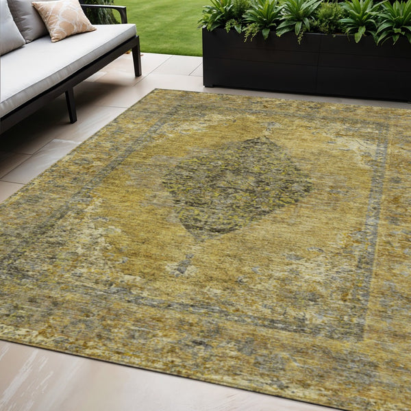 HomeRoots 5' X 8' Wheat and Gray Medallion Rug – Durable, Washable Indoor/Outdoor Area Rug for High-Traffic Spaces 629384