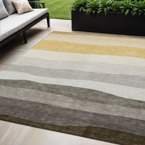 HomeRoots 5' Stylish Pewter Gold & Ivory Striped Indoor/Outdoor Area Rug - Washable, Durable & Versatile Use 629414