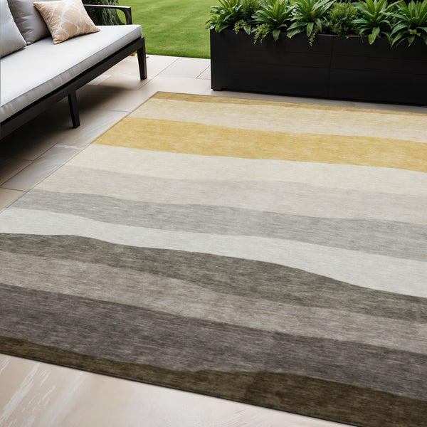 HomeRoots 5' Stylish Pewter Gold & Ivory Striped Indoor/Outdoor Area Rug - Washable, Durable & Versatile Use 629414