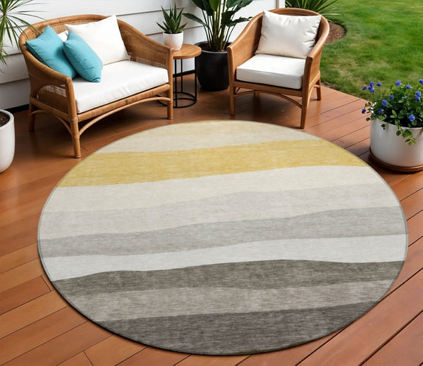 HomeRoots 8' Stylish Pewter Gold Ivory Round Washable Area Rug for Indoor & Outdoor High-Traffic Spaces 629415