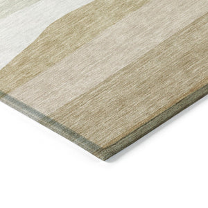 HomeRoots 8' Wheat Gold and Beige Round Striped Washable Area Rug for Indoor & Outdoor Durability and Style 629427