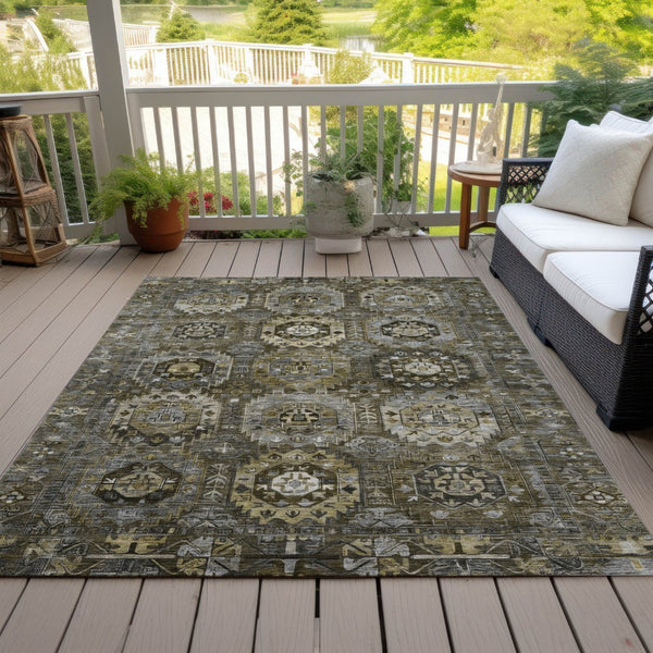HomeRoots 9' X 12' Medallion Patterned Area Rug - Washable, Durable & Versatile for Indoor/Outdoor Use 629459