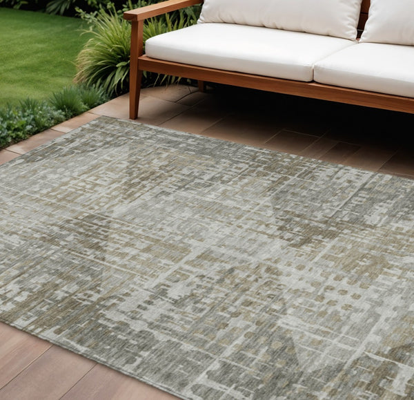 HomeRoots 8' X 10' Modern Pewter and Beige Geometric Area Rug - Washable, Durable for Indoor & Outdoor Use 629536