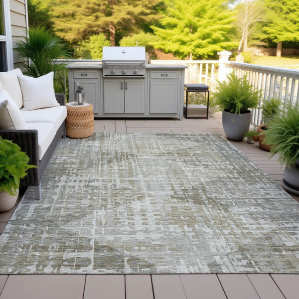 HomeRoots 8' X 10' Modern Pewter and Beige Geometric Area Rug - Washable, Durable for Indoor & Outdoor Use 629536