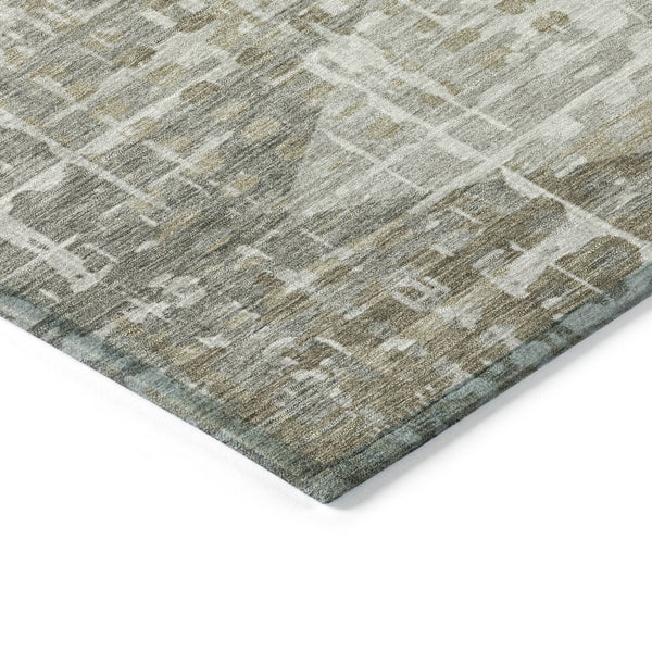 HomeRoots 8' X 10' Modern Pewter and Beige Geometric Area Rug - Washable, Durable for Indoor & Outdoor Use 629536