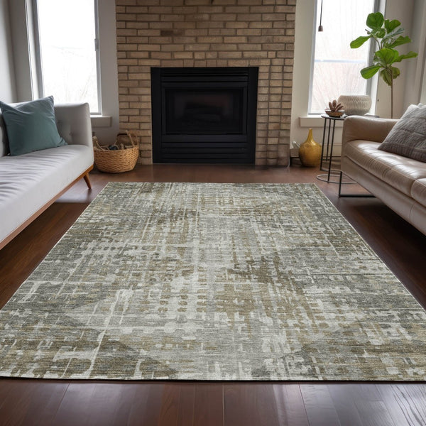 HomeRoots 8' X 10' Modern Pewter and Beige Geometric Area Rug - Washable, Durable for Indoor & Outdoor Use 629536