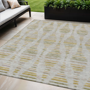 HomeRoots 5' Ivory and Gold Striped Indoor Outdoor Area Rug - Stylish, Washable, and Stain-Resistant Design! 629552