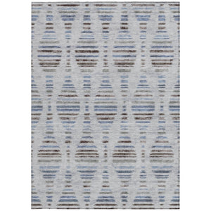 HomeRoots 5' Indoor Outdoor Beige and Denim Blue Striped Area Rug – Washable, Durable, Versatile Design for Any Space 629564