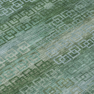 HomeRoots 8' Artichoke Green & Sage Round Striped Indoor/Outdoor Rug - Durable, Washable, Pet-Friendly Design 629583