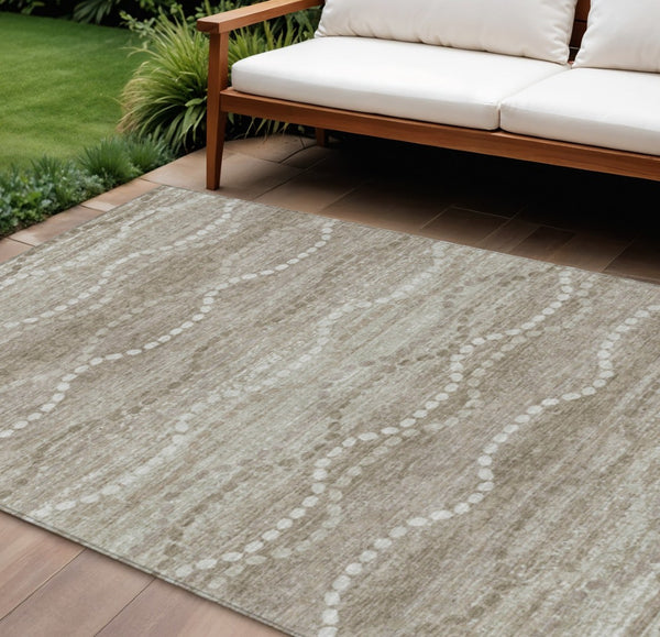 HomeRoots 9' X 12' Khaki & Ivory Ogee Area Rug - Durable, Washable Design for Indoor & Outdoor Spaces 629669