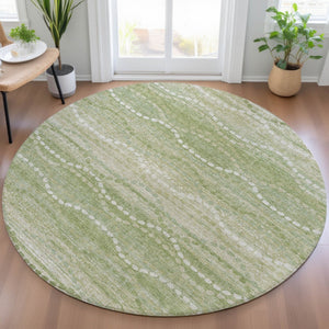 HomeRoots 8' Sage and Ivory Round Area Rug - Stylish Ogee Design, Washable, Durable for Indoor & Outdoor Use 629679