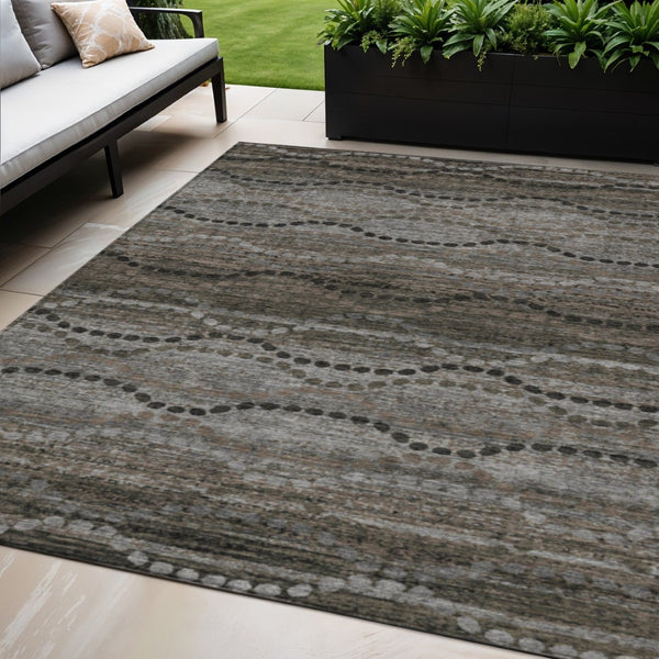 HomeRoots 5' Chocolate and Gray Ogee Washable Area Rug for Indoor/Outdoor Use – Durable, Stylish & Stain-Resistant 629696