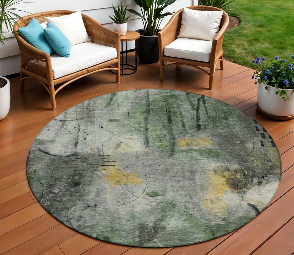 HomeRoots 8' Contemporary Pewter and Gold Round Abstract Area Rug - Washable, Stain-Resistant, Indoor/Outdoor Use 629733