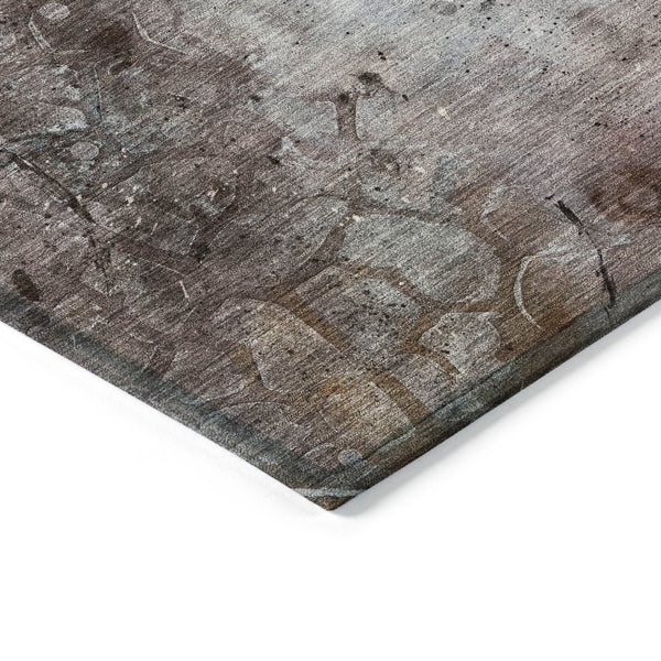 HomeRoots 8' Taupe and Brown Round Area Rug - Stylish, Washable, Durable for Indoor & Outdoor Spaces, Modern Design 629751