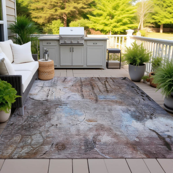 HomeRoots 8' X 10' Taupe and Brown Abstract Washable Area Rug - Versatile Indoor/Outdoor Style for Any Space! 629752