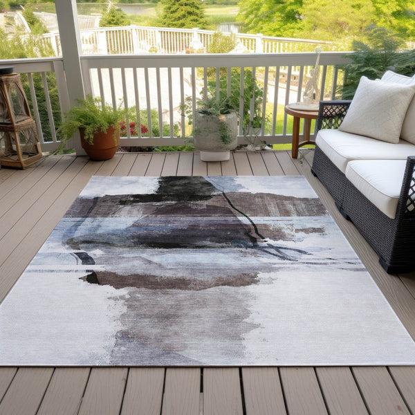 HomeRoots 5' X 8' Brown and Ivory Abstract Area Rug - Durable, Washable Design for Indoor & Outdoor Spaces 629756