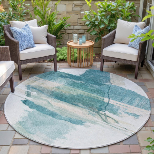 HomeRoots 8' Teal Blue and Ivory Round Rug - Stylish, Washable Indoor/Outdoor Area Rug for Modern Spaces 629775