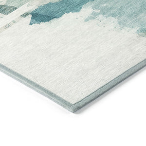 HomeRoots 8' Teal Blue and Ivory Round Rug - Stylish, Washable Indoor/Outdoor Area Rug for Modern Spaces 629775