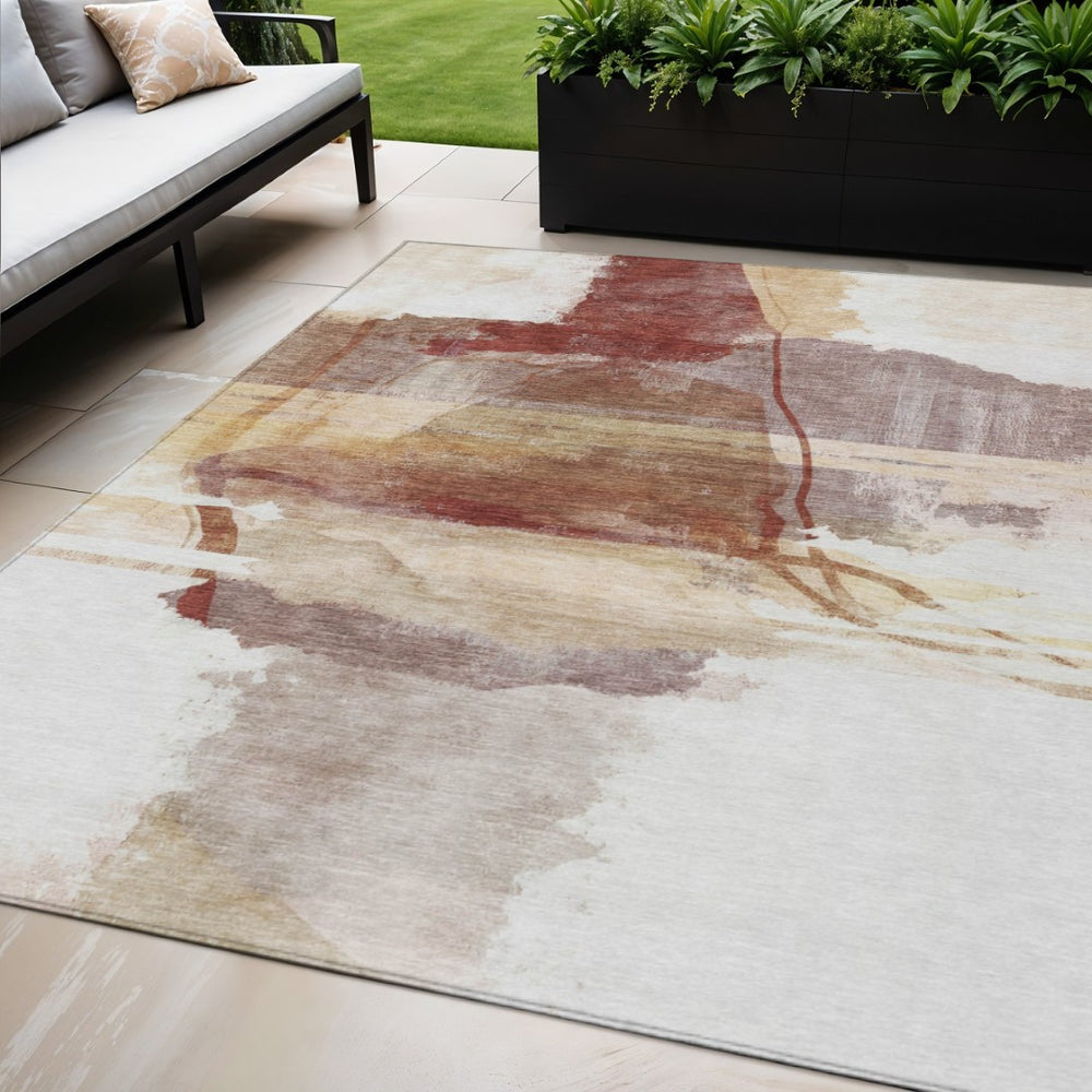 HomeRoots 5' Terra Cotta and Ivory Abstract Washable Area Rug for Indoor/Outdoor Use - Durable, Stylish & Easy Care 629780