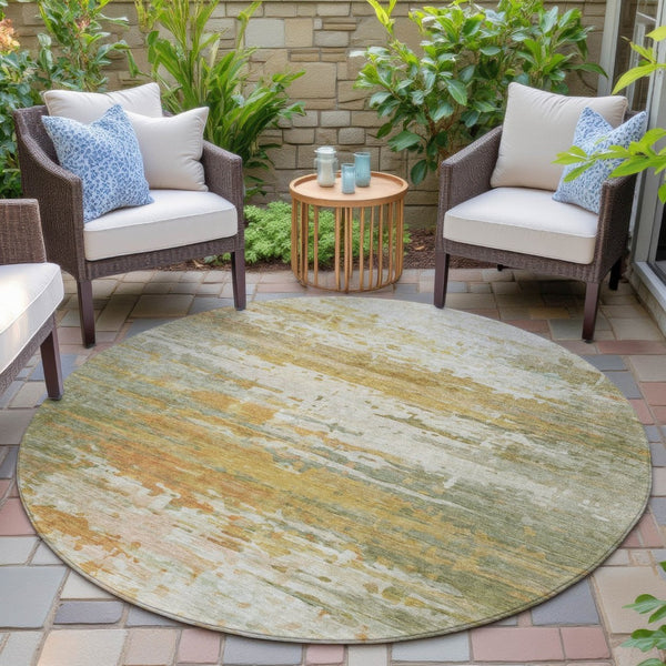 HomeRoots 8' Modern Artichoke Green & Gold Round Abstract Area Rug - Washable, Indoor/Outdoor, Stain-Resistant 629787
