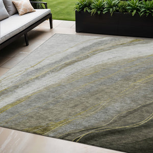 HomeRoots 5' X 8' Modern Pewter and Gray Abstract Washable Area Rug for Indoor/Outdoor High-Traffic Spaces 629884