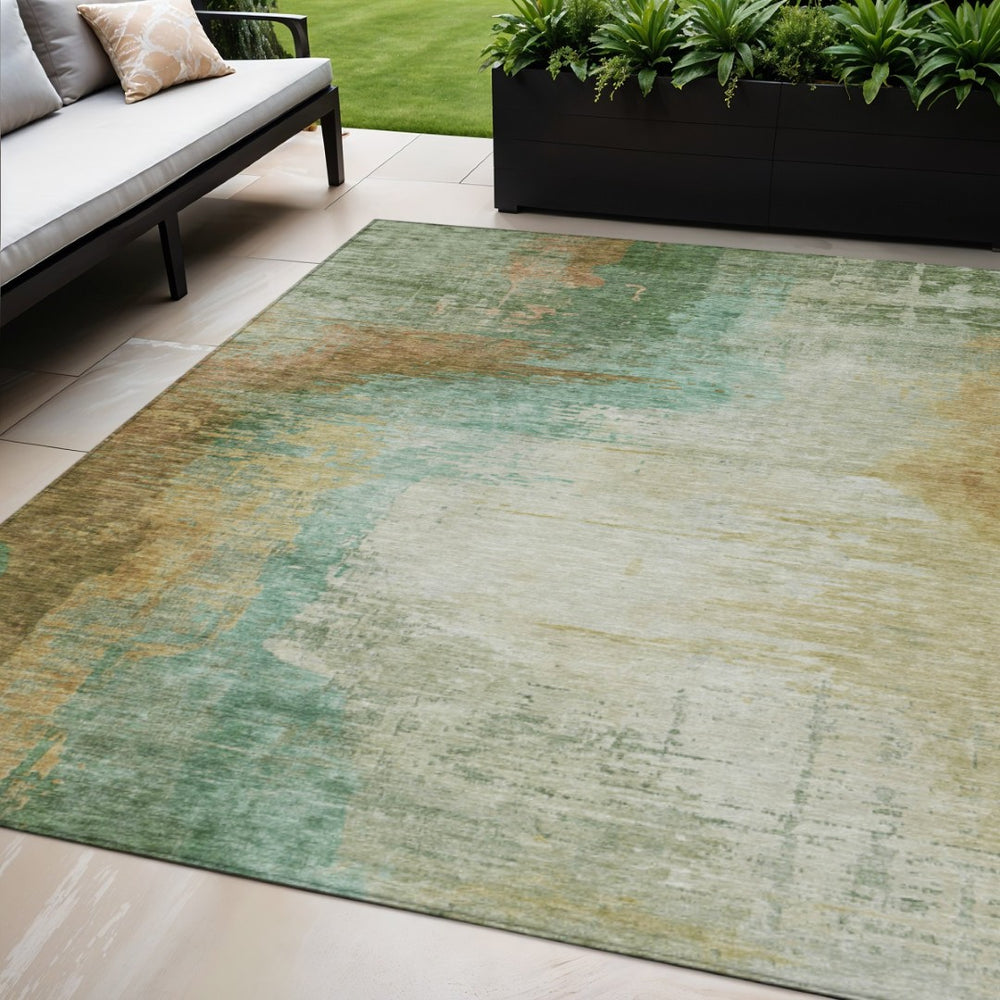 HomeRoots 5' Stylish Artichoke Green Abstract Washable Area Rug - Perfect for Indoor & Outdoor Spaces! 629986