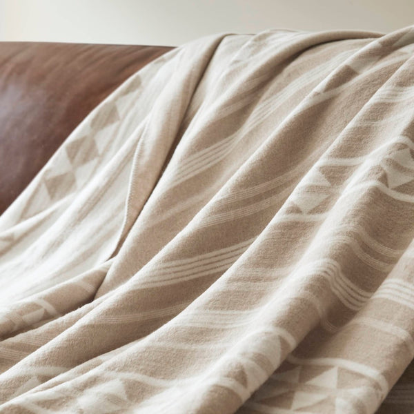 English Elm 1-piece King Jacquard Cotton Blend Blanket Aztec Woven Soft Breathable Bedroom Layer Ivory B035P437486