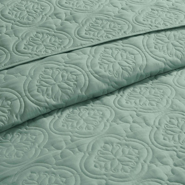 JLA Home 510 Design - 3 Oversized Reversible Bedspread Set with Quilted Medallion Texture, Hypoallergenic Microfiber Comfort Seafoam 5DS13-0171