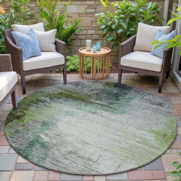 HomeRoots 8' Abstract Round Area Rug in Green, Charcoal & Silver - Washable, Durable for Indoors & Outdoors 630011