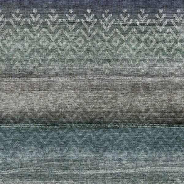HomeRoots 5' Stylish Blue and Gray Geometric Washable Area Rug - Indoor/Outdoor, Durable, Stain-Resistant Design 630034