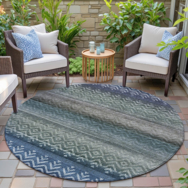 HomeRoots 8' Round Geometric Blue and Gray Indoor Outdoor Area Rug - Stylish, Washable, Durable, Versatile Design 630035
