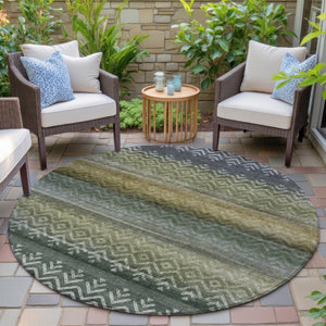 HomeRoots 8' Green and Gold Round Geometric Indoor Outdoor Area Rug - Washable, Durable, Stylish & Versatile 630041